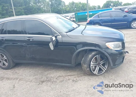 2016 Mercedes-Benz Glc 300 from USA, damaged, VIN WDC0G4JB4GF108562